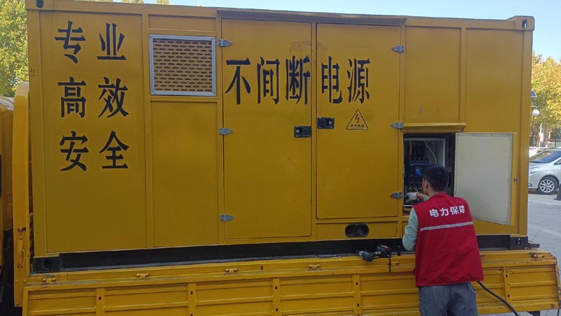 涡阳柴油发电机组和UPS电源配合使用时，如何避免切换过程中的电力中断？